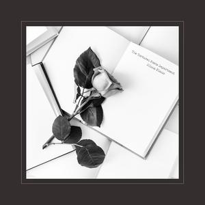 寡妇遗像前被肉波多野
